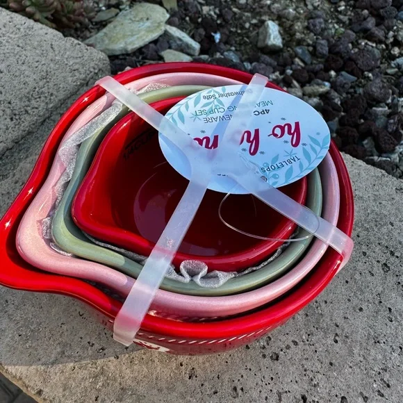 Tabletops unlimited ho ho ho Christmas measuring cups pinkmas pink pastel - Picture 4 of 11